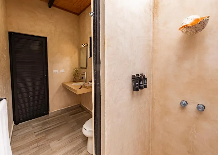 Lodge Xtambaa Selva Tulum